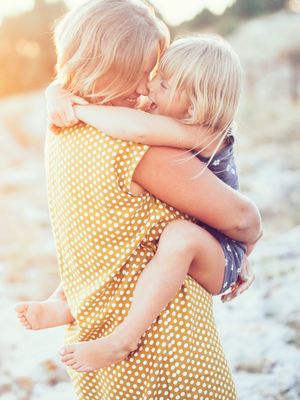 An Overwhelmed Mom’s Guide To Making A Connection With Her Kids!