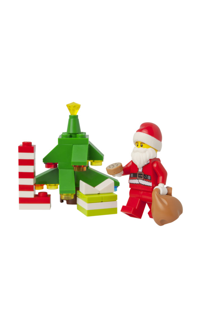 Lego Christmas Tree Scene